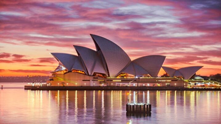 15 Essential Facts for Understanding Australia